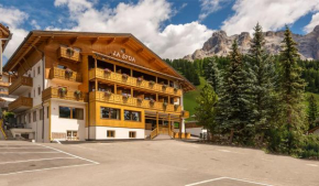 Гостиница Hotel La Stua, Бадия